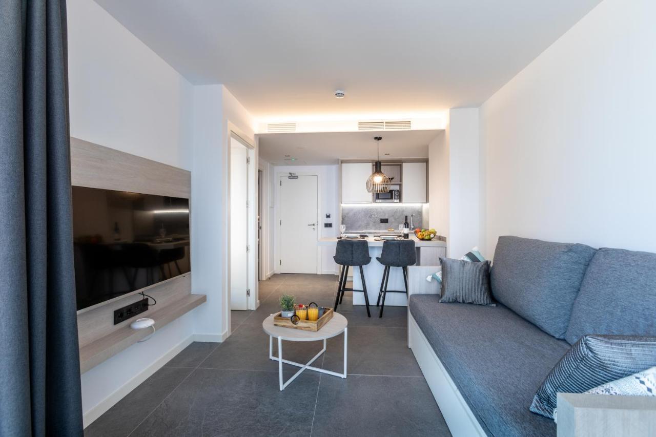 Art Apartments Castelldefels Buitenkant foto